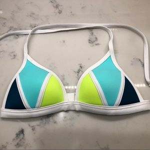 Bathing suit top